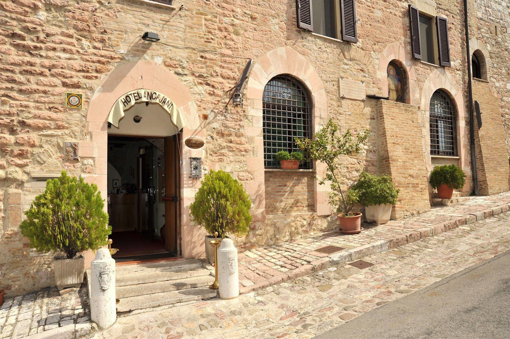 Albergo Ancajani Assisi Eksteriør billede